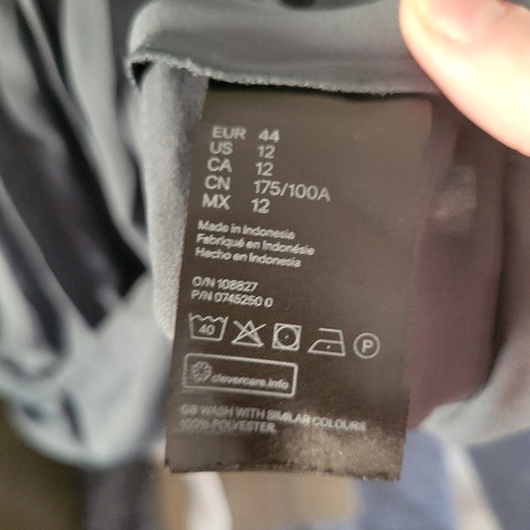 H & M Sheer Shirt Dress - Picture 4 of 9